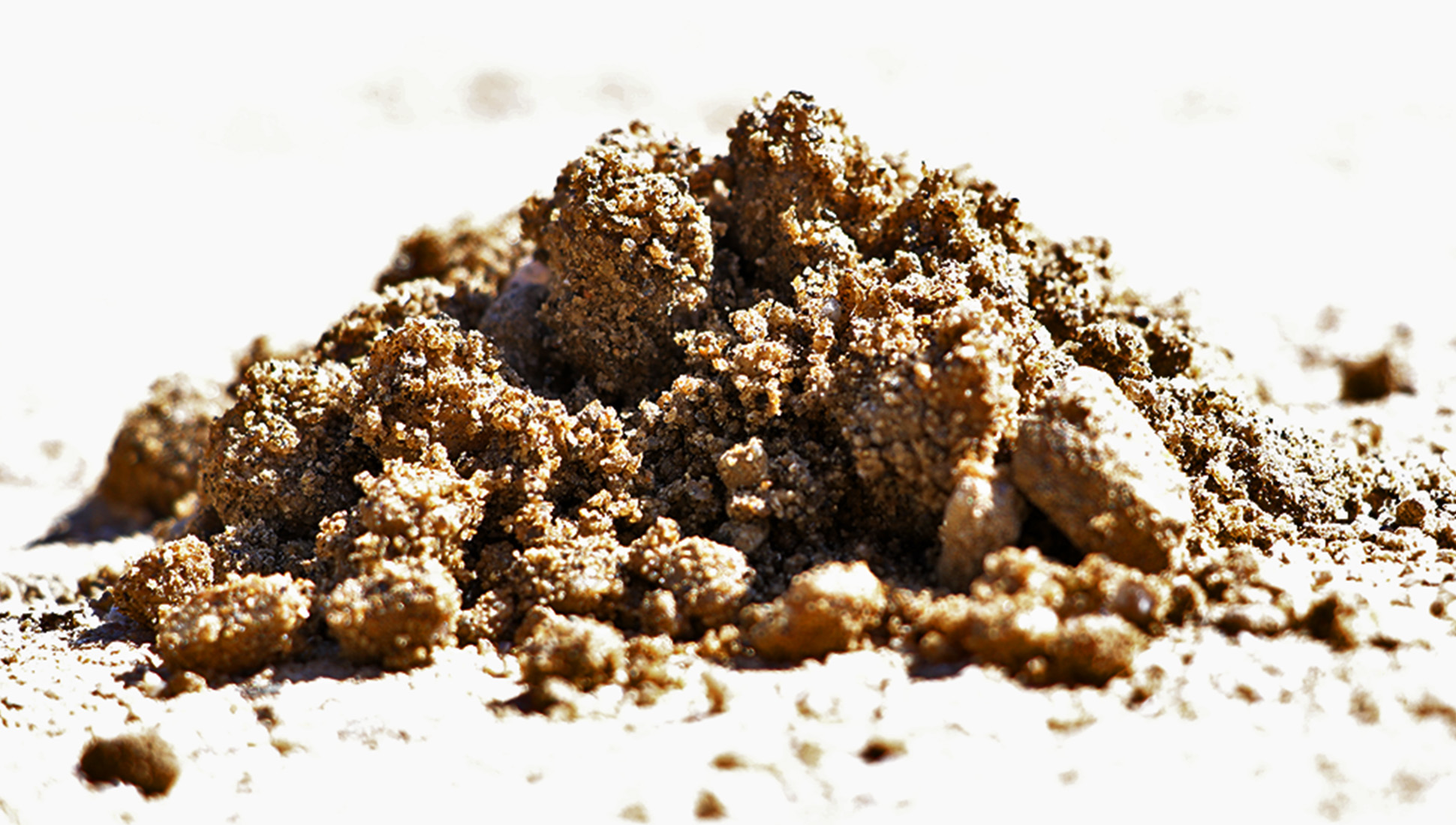 製造した砂・砂利は素早くお客様の元へお届けします